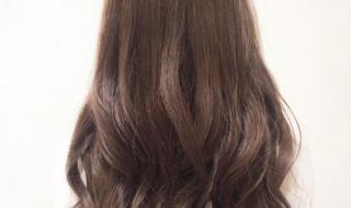 烫头发戴什么帽子 今年流行烫什么发型